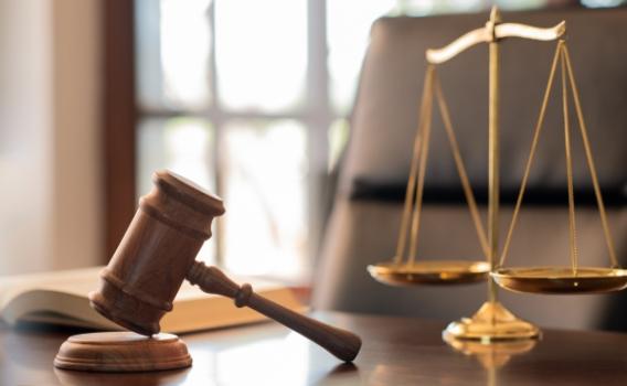 Bad Faith Claim Survives Summary Judgment Gavel scale