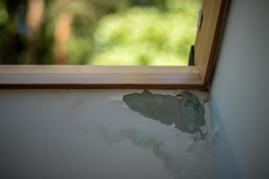 Preventing Common and Costly Water Intrusion Events in Construction Water intrusion from window